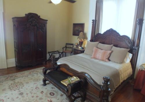 The Pepin Mansion B&B On Mansion Row - 10 Min To Start Of The Bourbon Trail New Albany Room photo